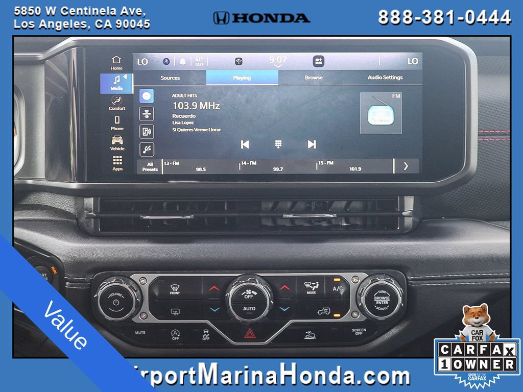 Used 2025 Jeep Wrangler Unlimited Rubicon AWD/4WD image 21