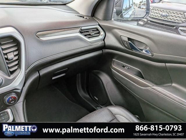 Used 2023 GMC Acadia SLT w/ Elevation Edition image 18