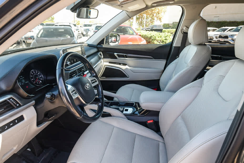 Used 2021 Kia Telluride S FWD image 15