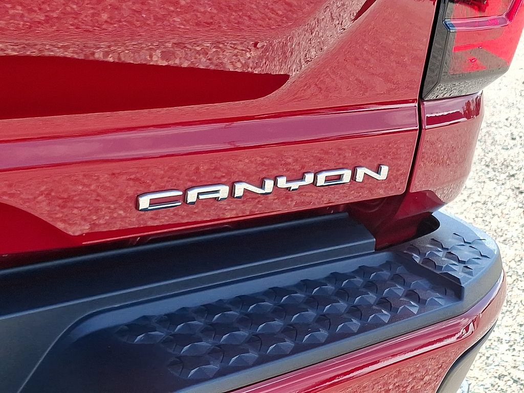 Used 2023 GMC Canyon Denali AWD/4WD image 31