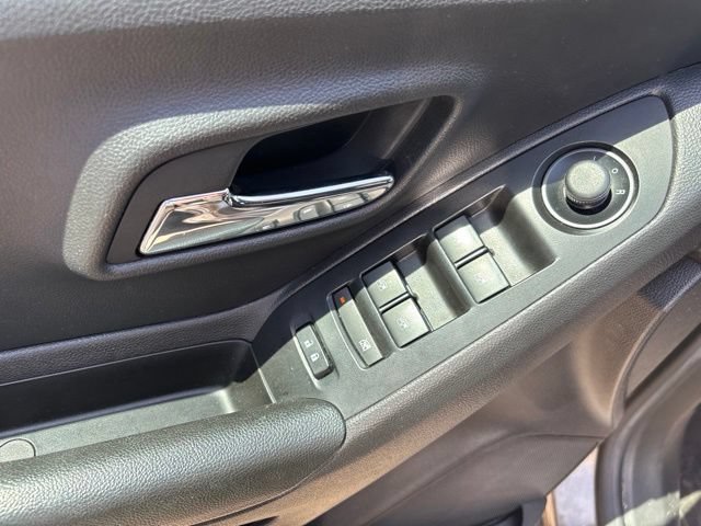 Used 2022 Chevrolet Trax LT w/ Sport Edition AWD/4WD image 27
