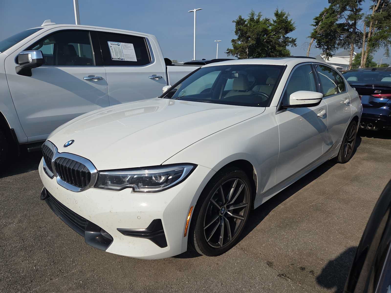 Used 2020 BMW 330i Sedan w/ Convenience Package RWD image 9