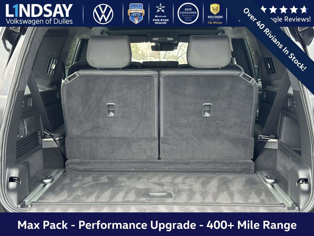 Used 2025 Rivian R1S Adventure image 17