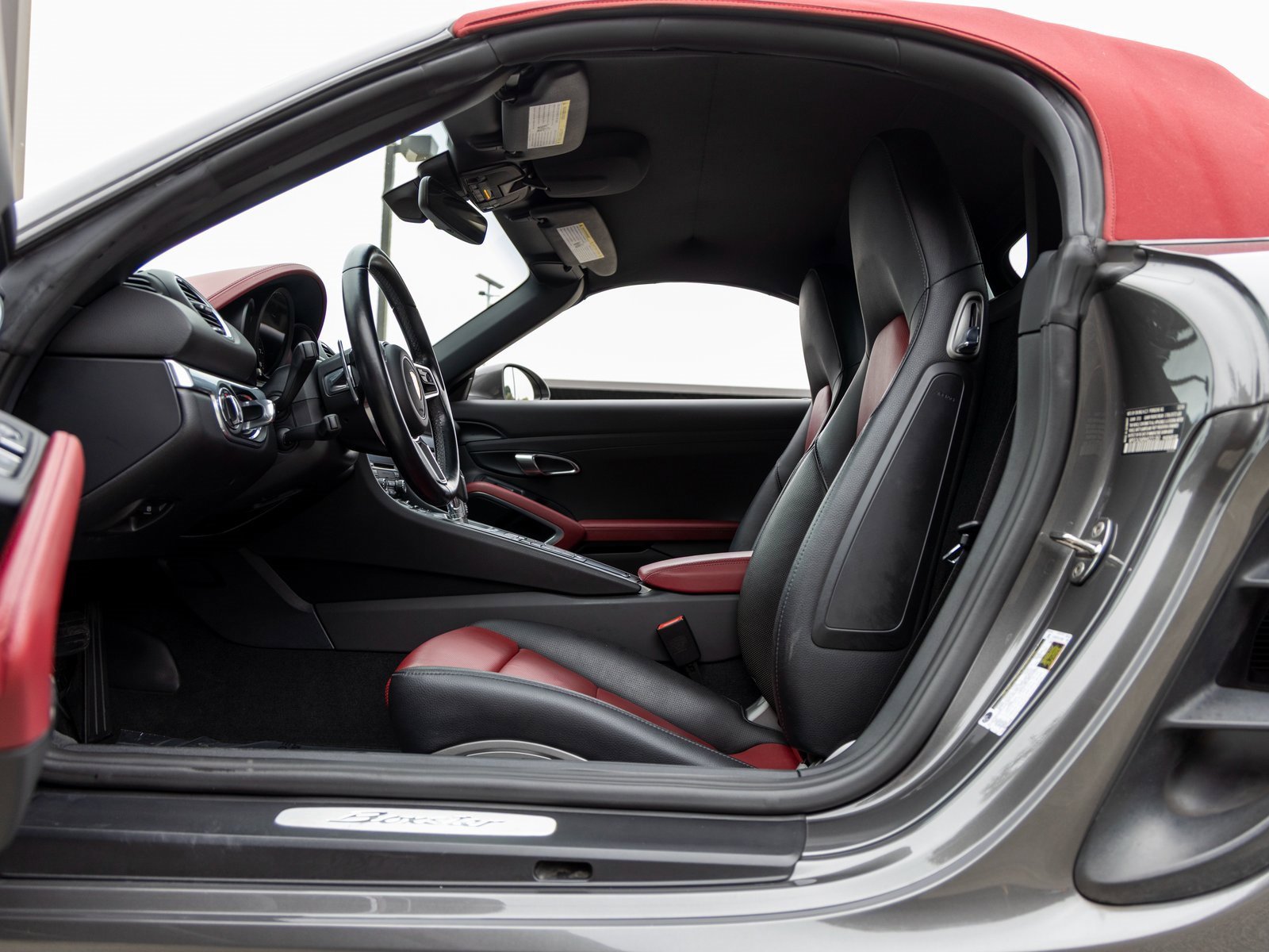 Certified 2017 Porsche 718 Boxster image 28