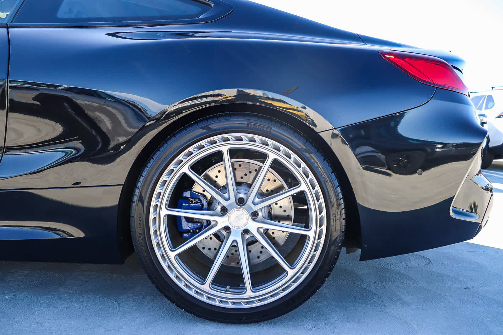 Used 2020 BMW M8 Coupe w/ Driving Assistance Package image 13