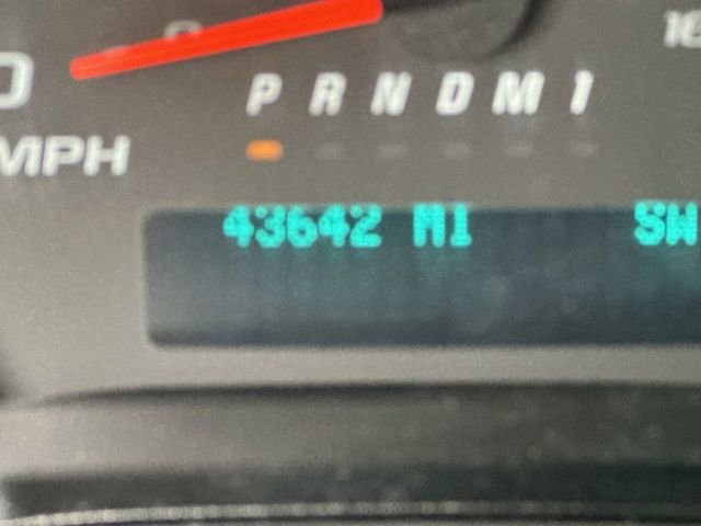 Certified 2023 Chevrolet Express 2500 w/ Driver Convenience Package image 12