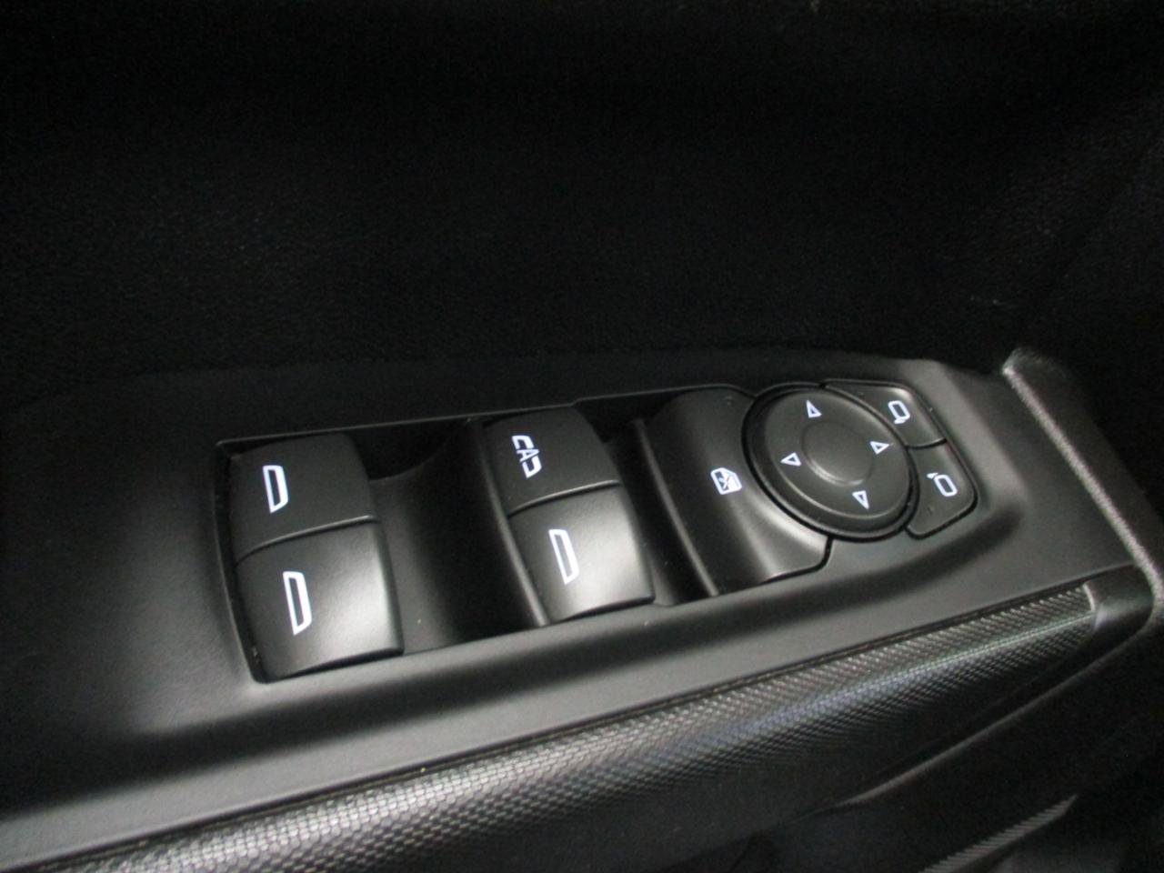 Used 2021 Chevrolet Silverado 1500 Custom w/ Safety Confidence Package AWD/4WD image 14