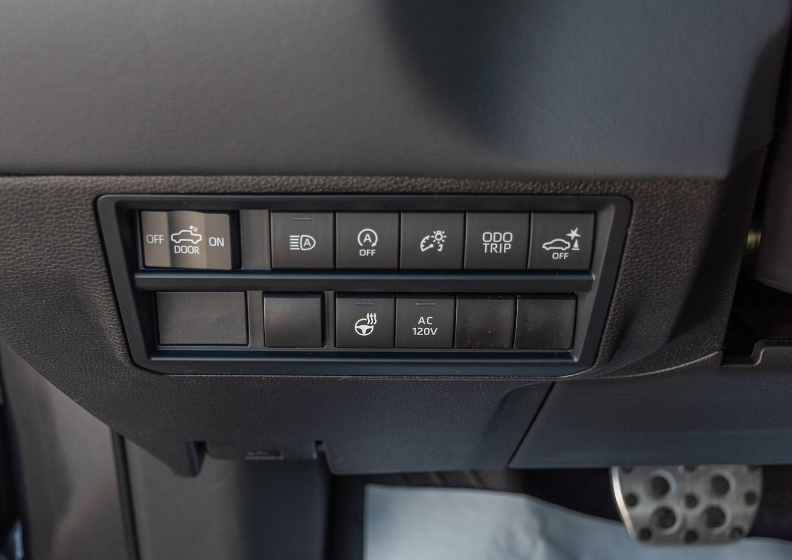 New 2025 Toyota Tundra Platinum image 12