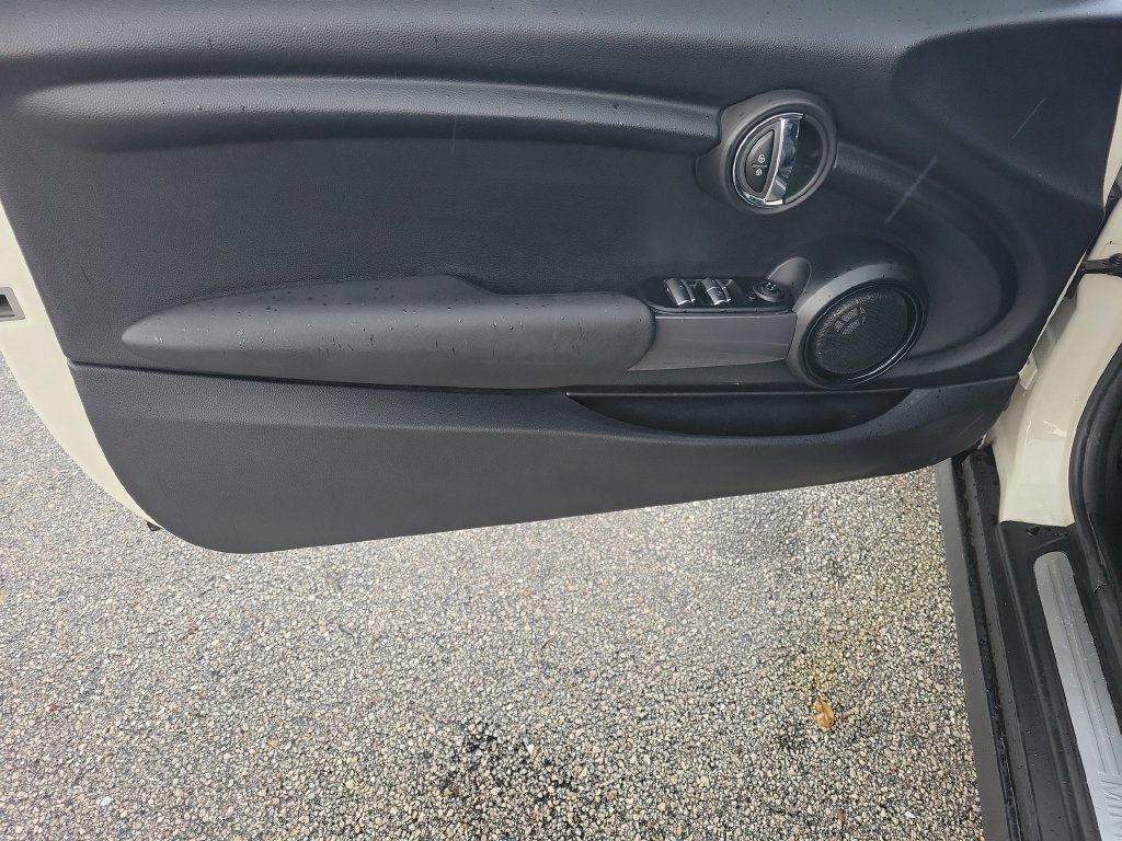 Used 2020 MINI Cooper Convertible FWD image 26
