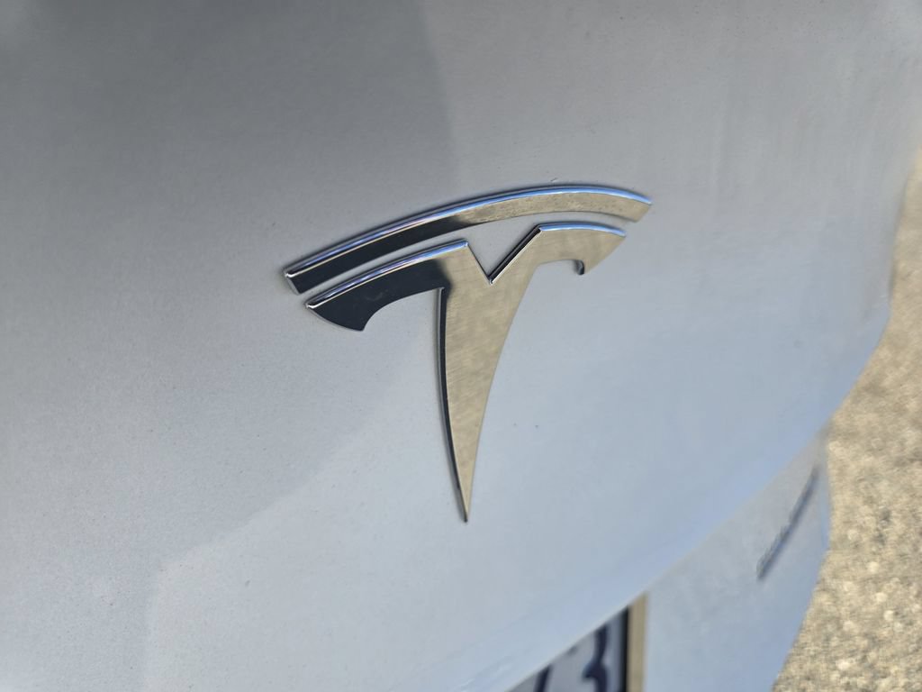 Used 2021 Tesla Model Y Performance AWD/4WD image 9