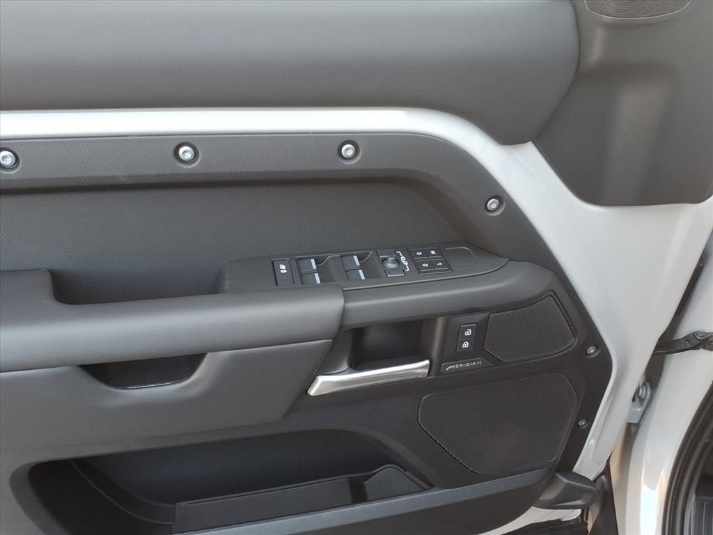 New 2026 Land Rover Defender 110 S image 11