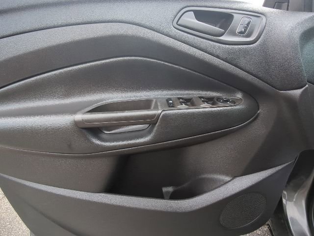 Used 2017 Ford Escape S image 30