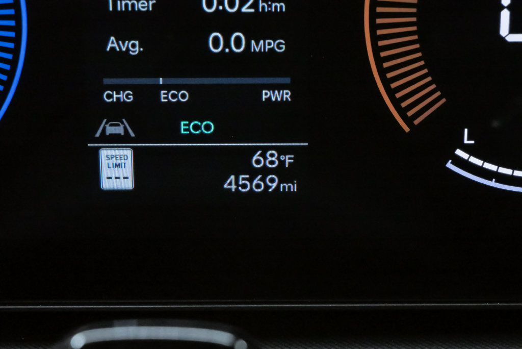Certified 2026 Hyundai Santa Fe SEL FWD image 23