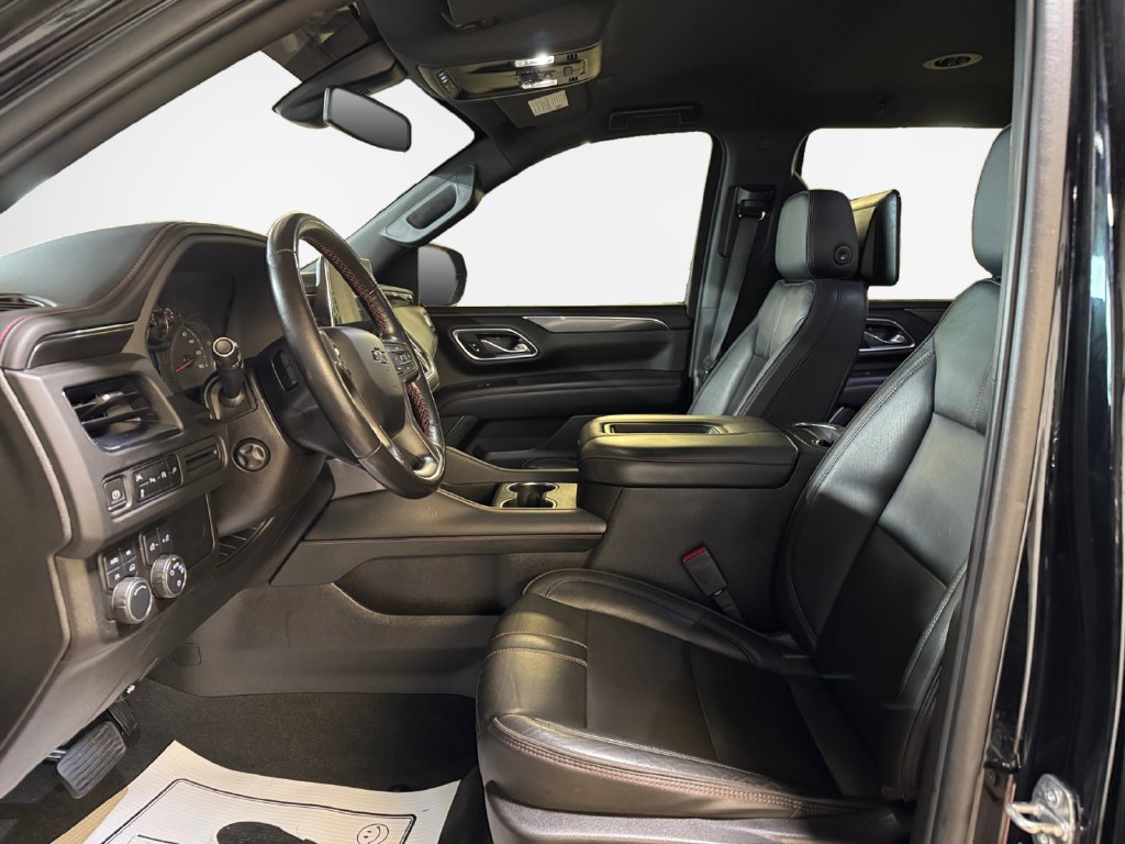Used 2021 Chevrolet Tahoe RST w/ Luxury Package AWD/4WD image 12