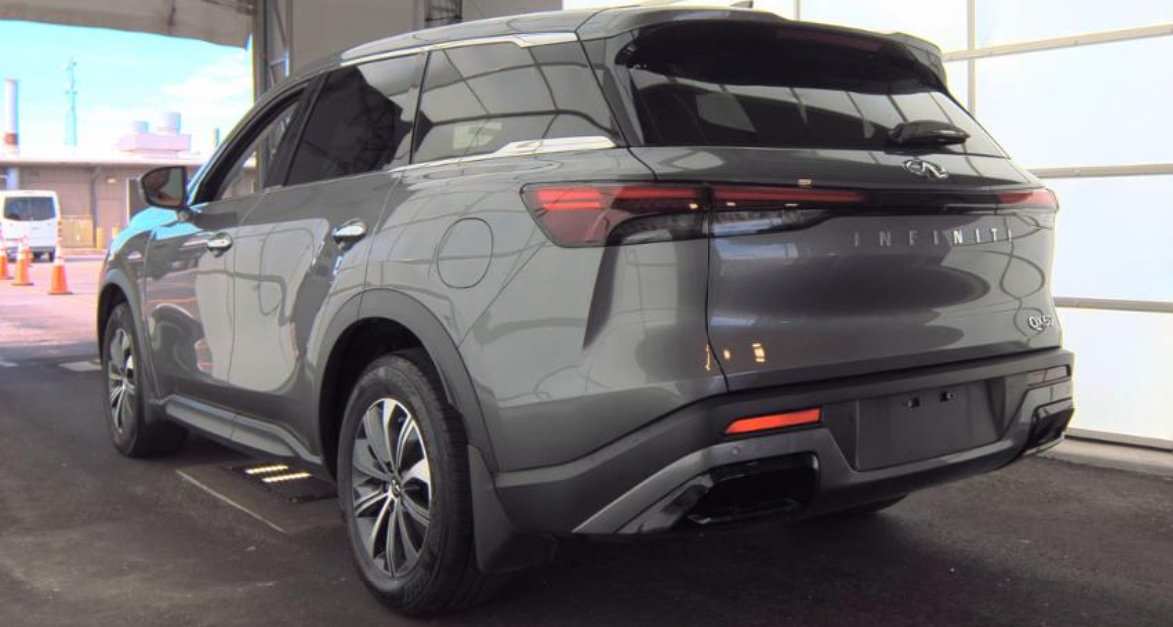 Certified 2023 INFINITI QX60 Pure FWD image 7