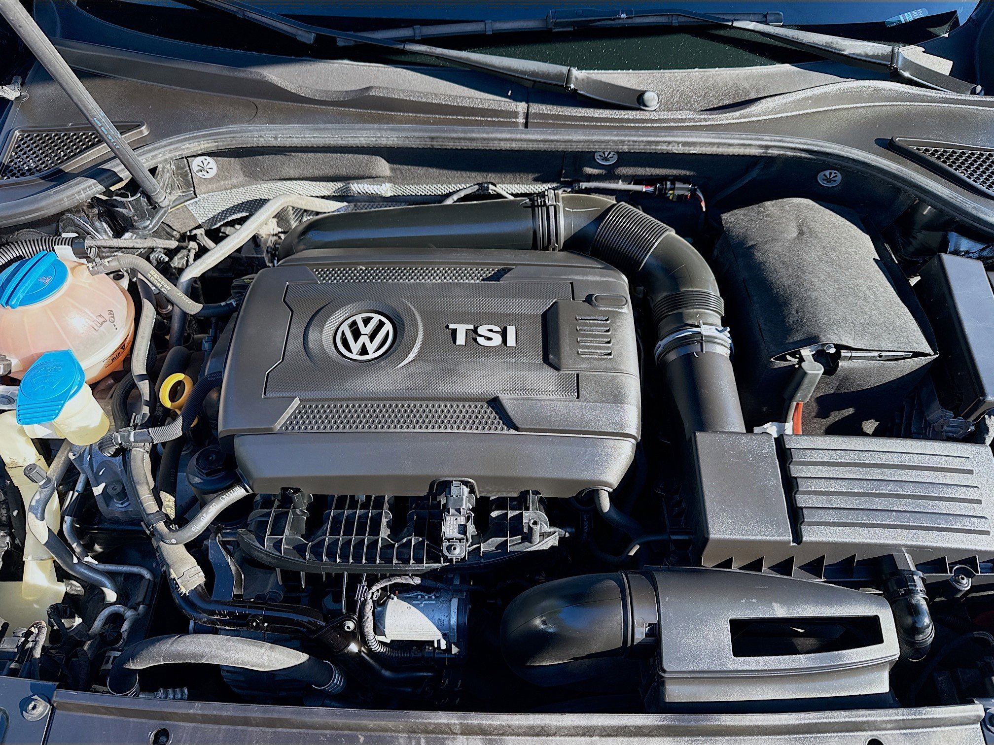 Used 2016 Volkswagen Passat 1.8T SE image 36