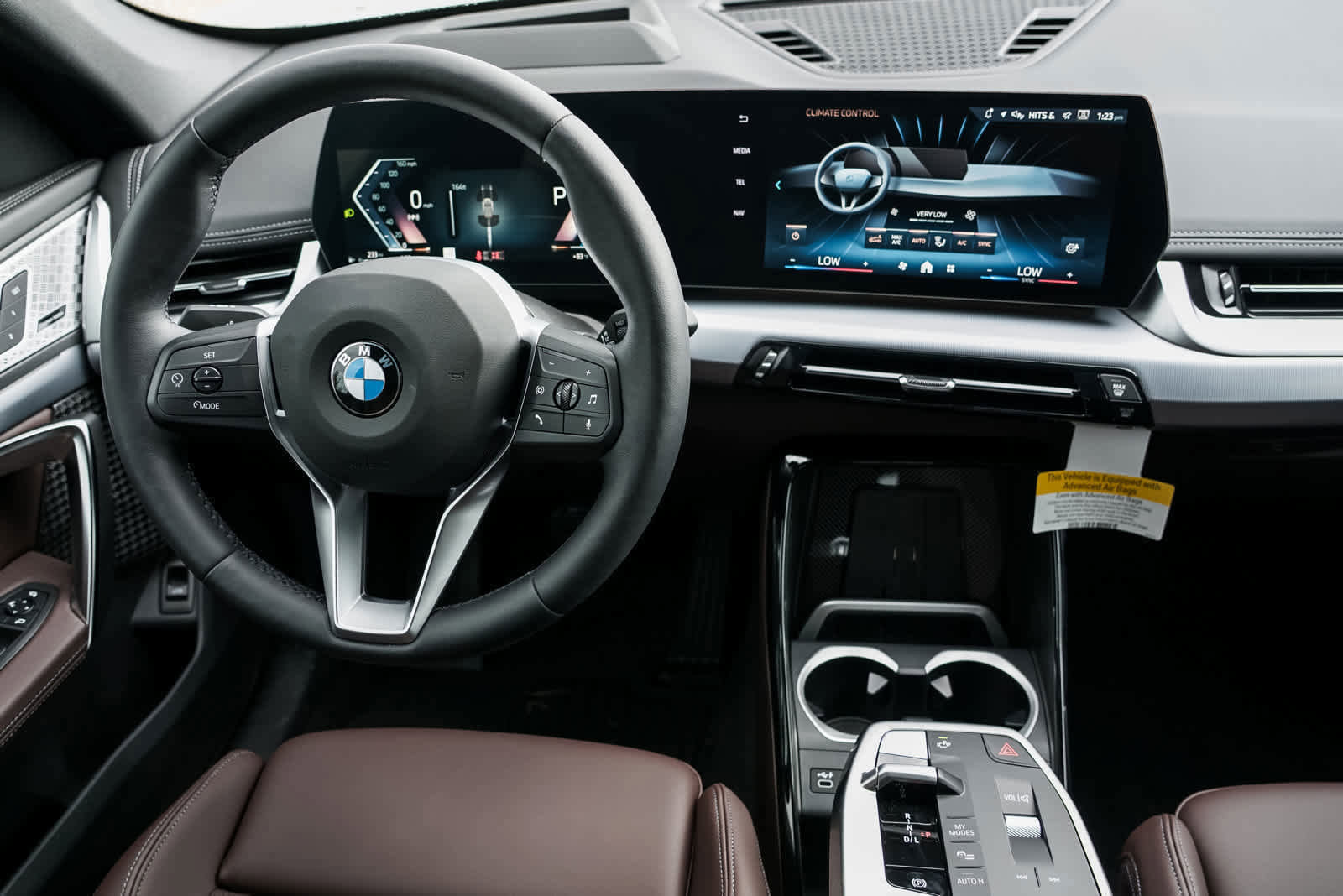 Used 2024 BMW X1 xDrive28i w/ Premium Package image 11