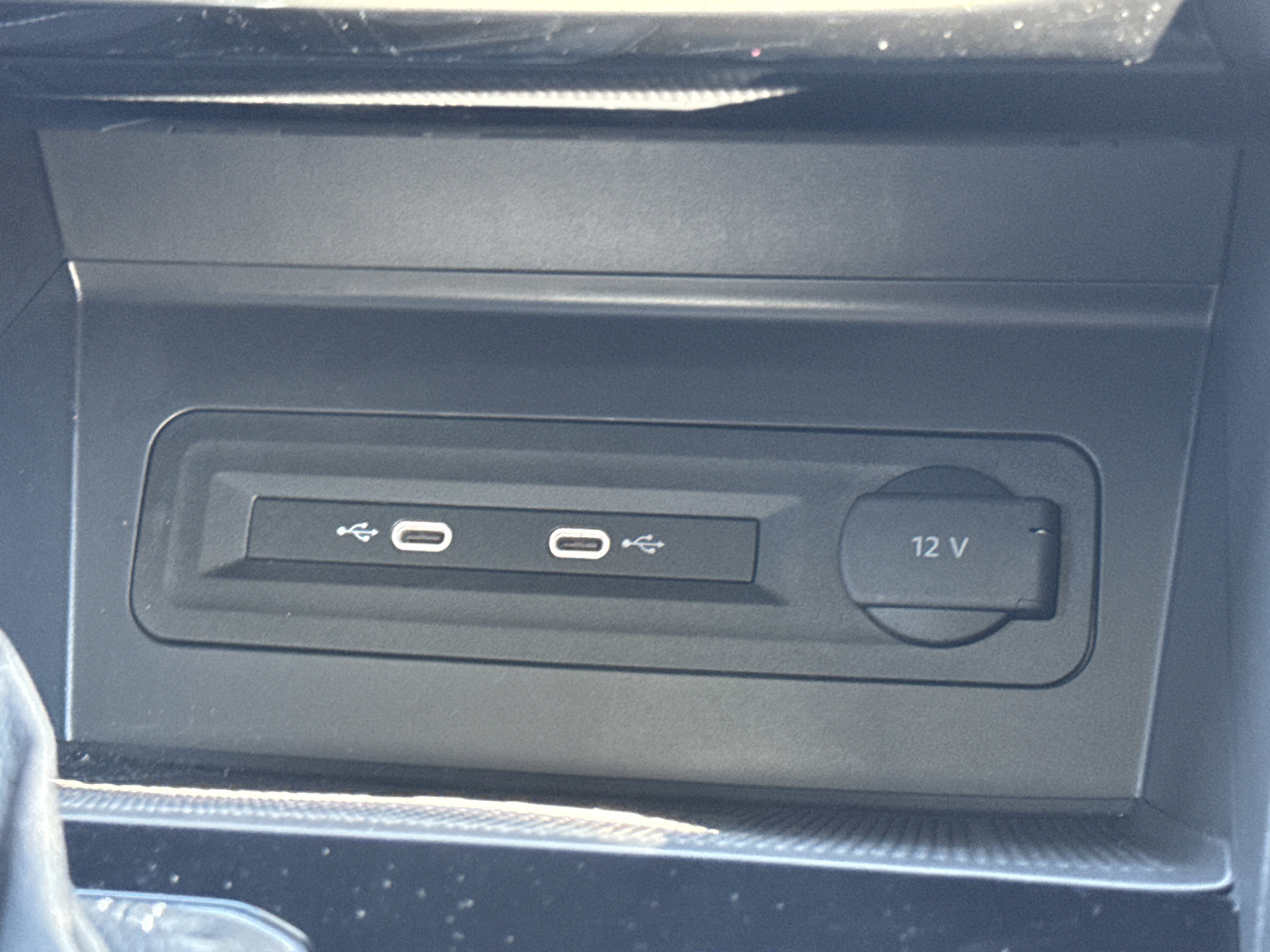 Used 2023 Volkswagen Atlas SE w/ Panoramic Sunroof Package image 11