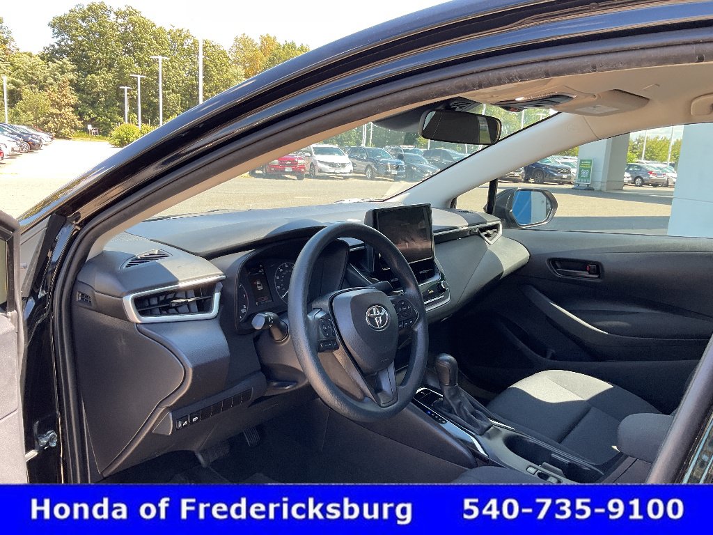 Used 2024 Toyota Corolla LE FWD image 27