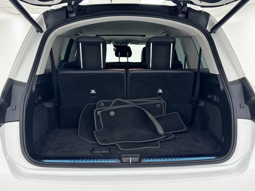 Used 2022 Mercedes-Benz GLS 450 4MATIC image 37