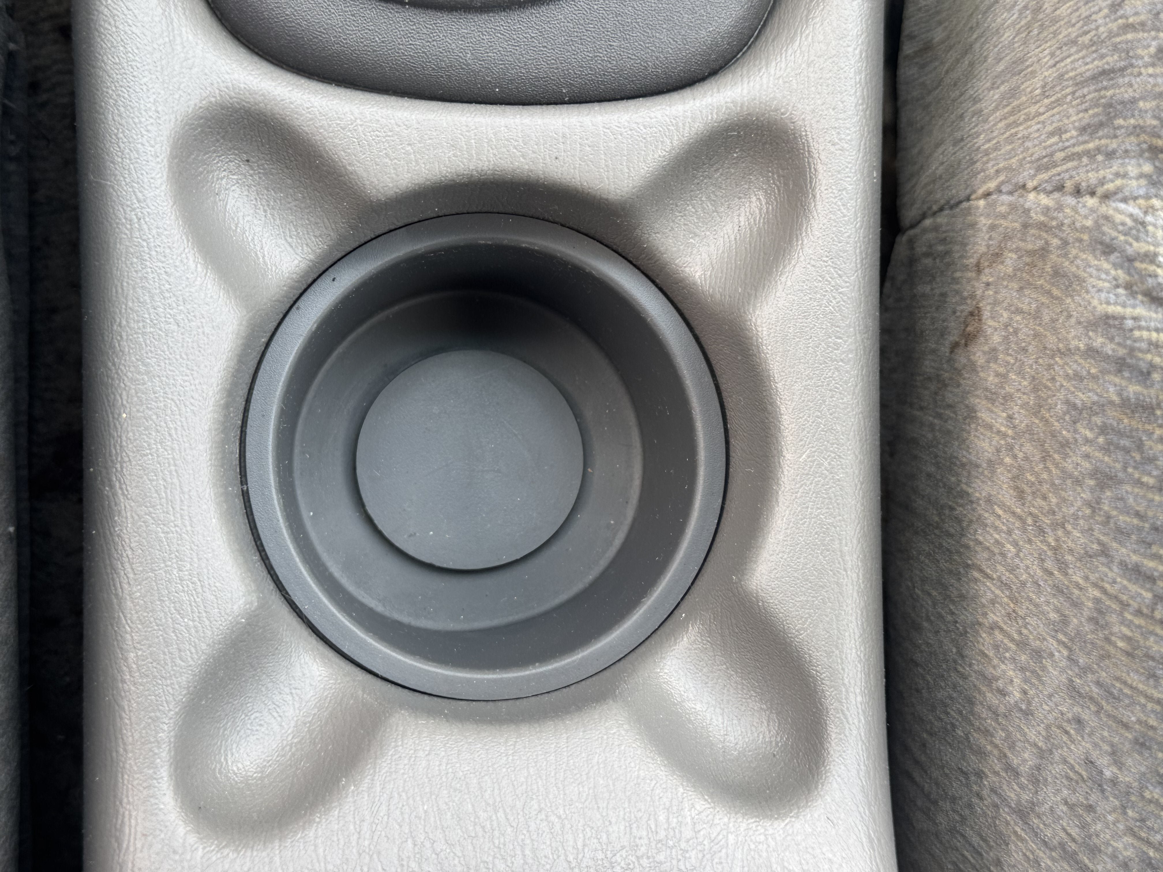 Used 1999 Chevrolet Malibu w/ Preferred Equipment Group 1 FWD image 30