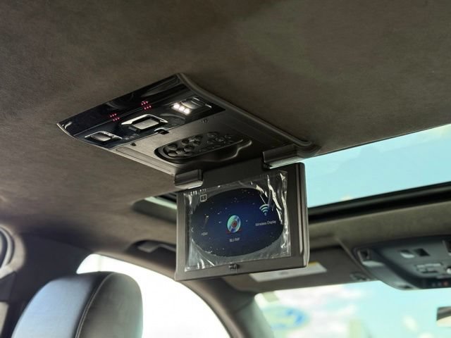 Used 2020 Cadillac Escalade Platinum AWD/4WD image 7