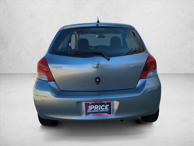Used 2010 Toyota Yaris 2-Door Hatchback FWD image 7