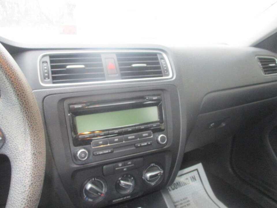 Used 2011 Volkswagen Jetta SE image 33