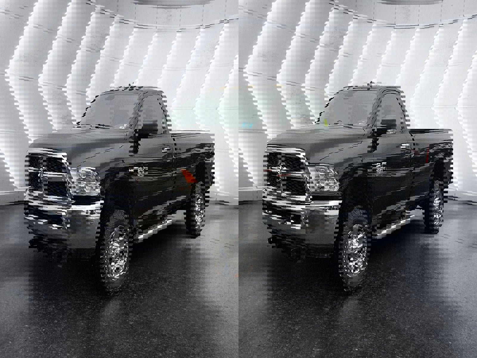 Used 2017 RAM 2500 SLT w/ Luxury Group image 2