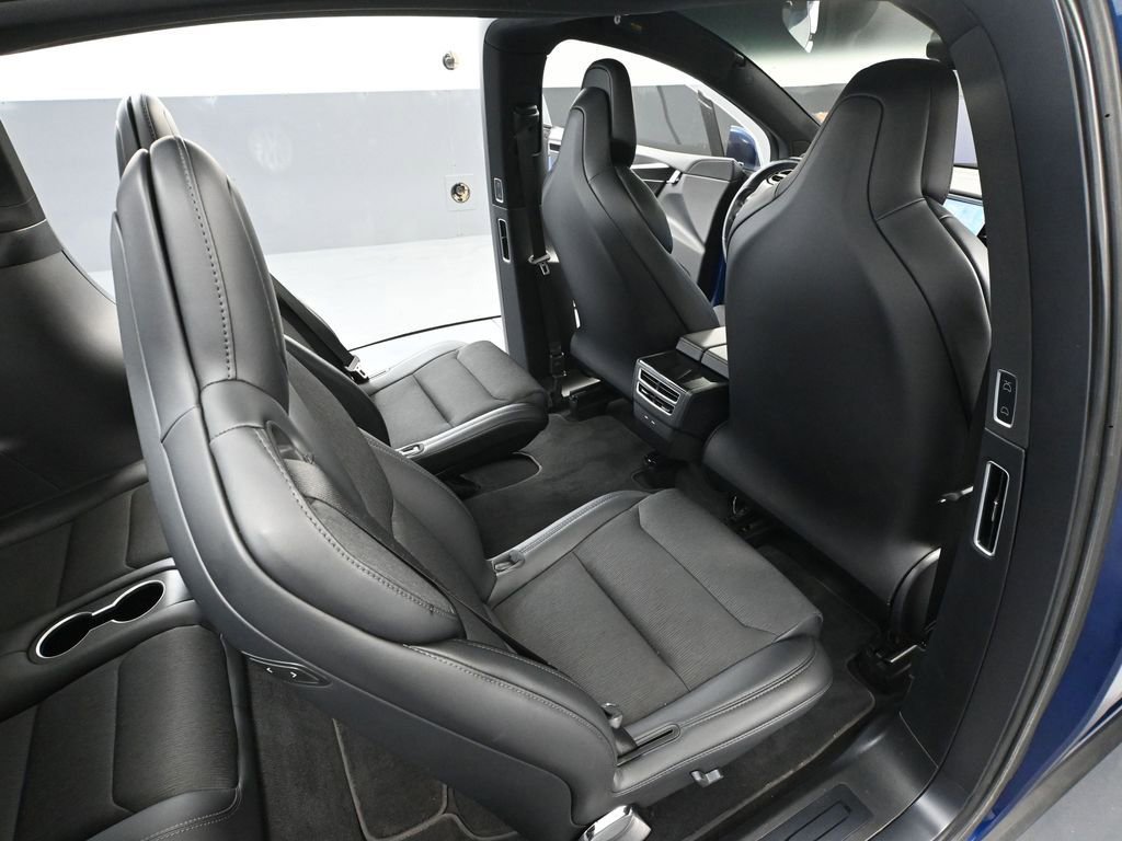 Used 2018 Tesla Model X 100D image 42