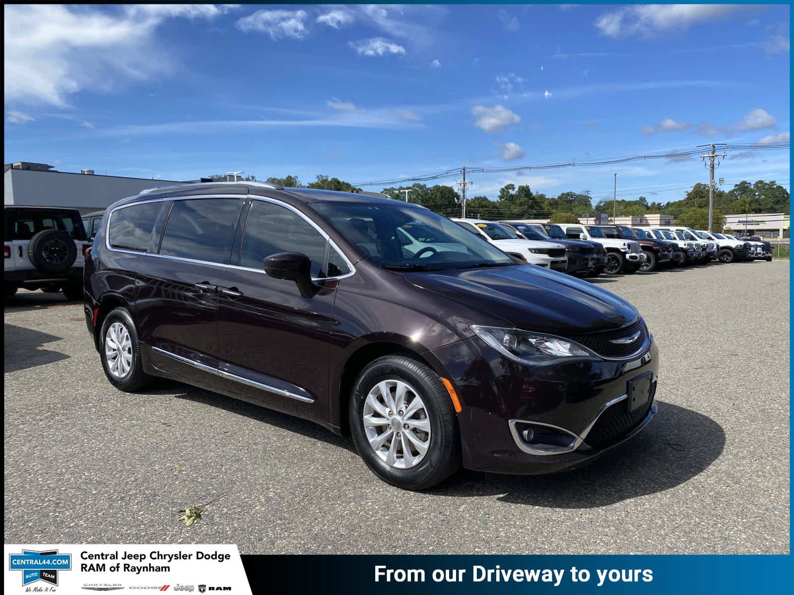Used 2018 Chrysler Pacifica Touring-L