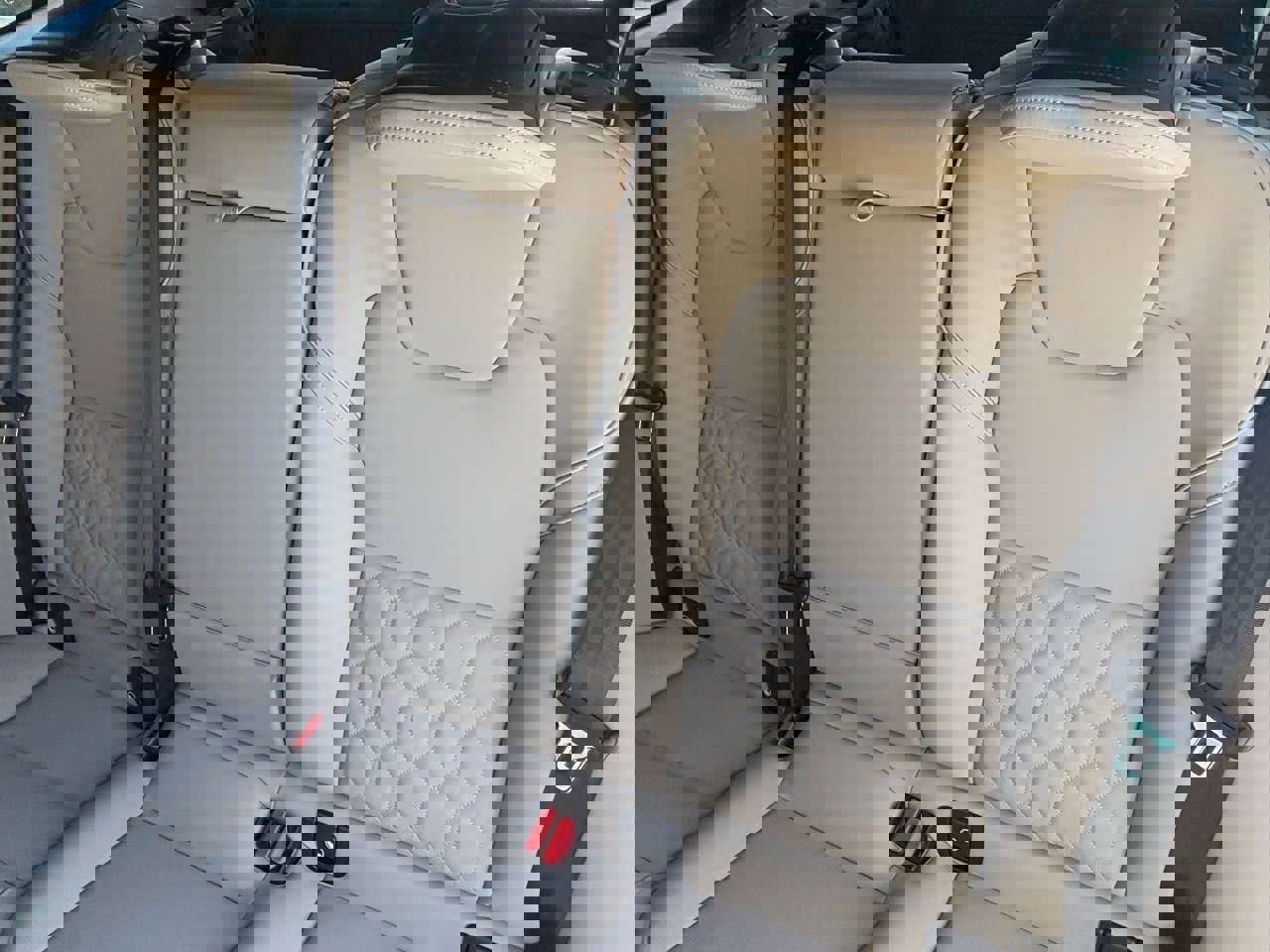 New 2026 Volvo XC60 B5 Plus w/ Protection Package Premier image 21