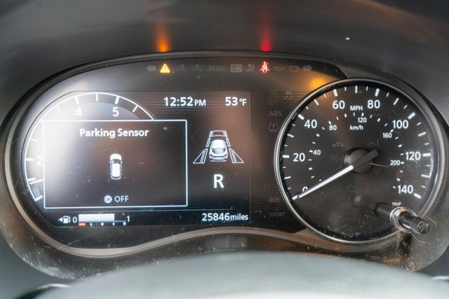 Used 2023 Nissan Kicks SR image 12