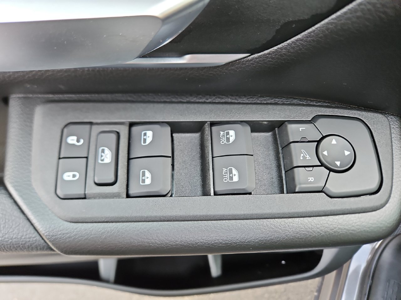New 2026 RAM 1500 Big Horn AWD/4WD image 19