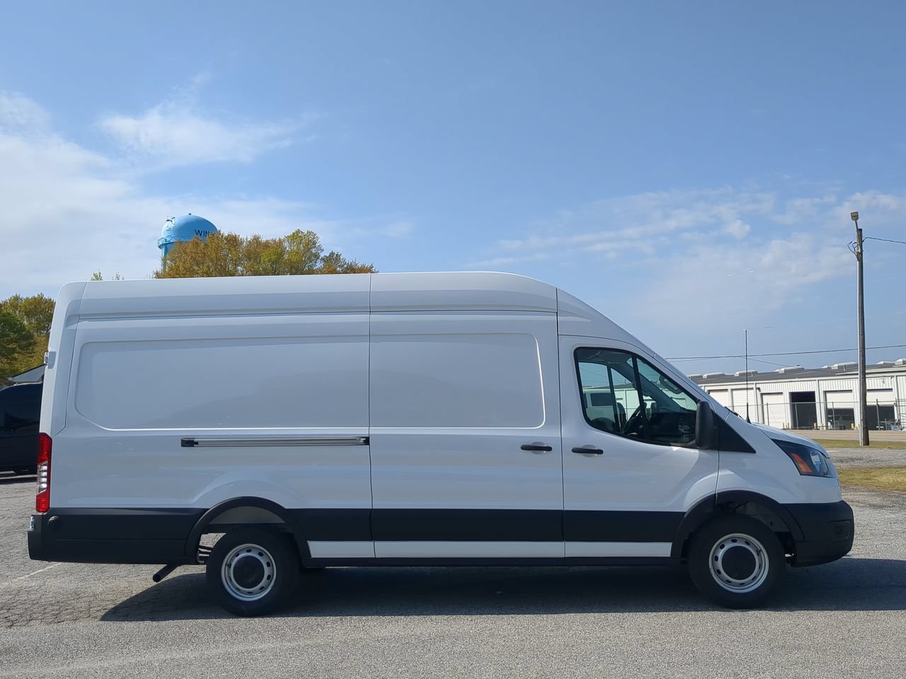 New 2026 Ford Transit 250 148 High Roof Extended RWD video 2