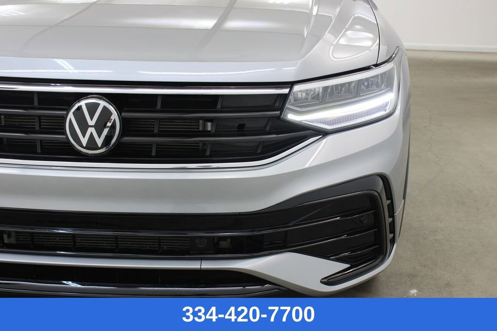 Used 2022 Volkswagen Tiguan SE R-Line image 7