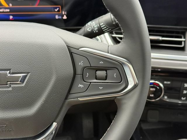 New 2026 Chevrolet Trax ACTIV w/ Sunroof Package FWD image 16
