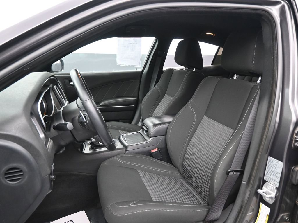 Used 2018 Dodge Charger GT image 21