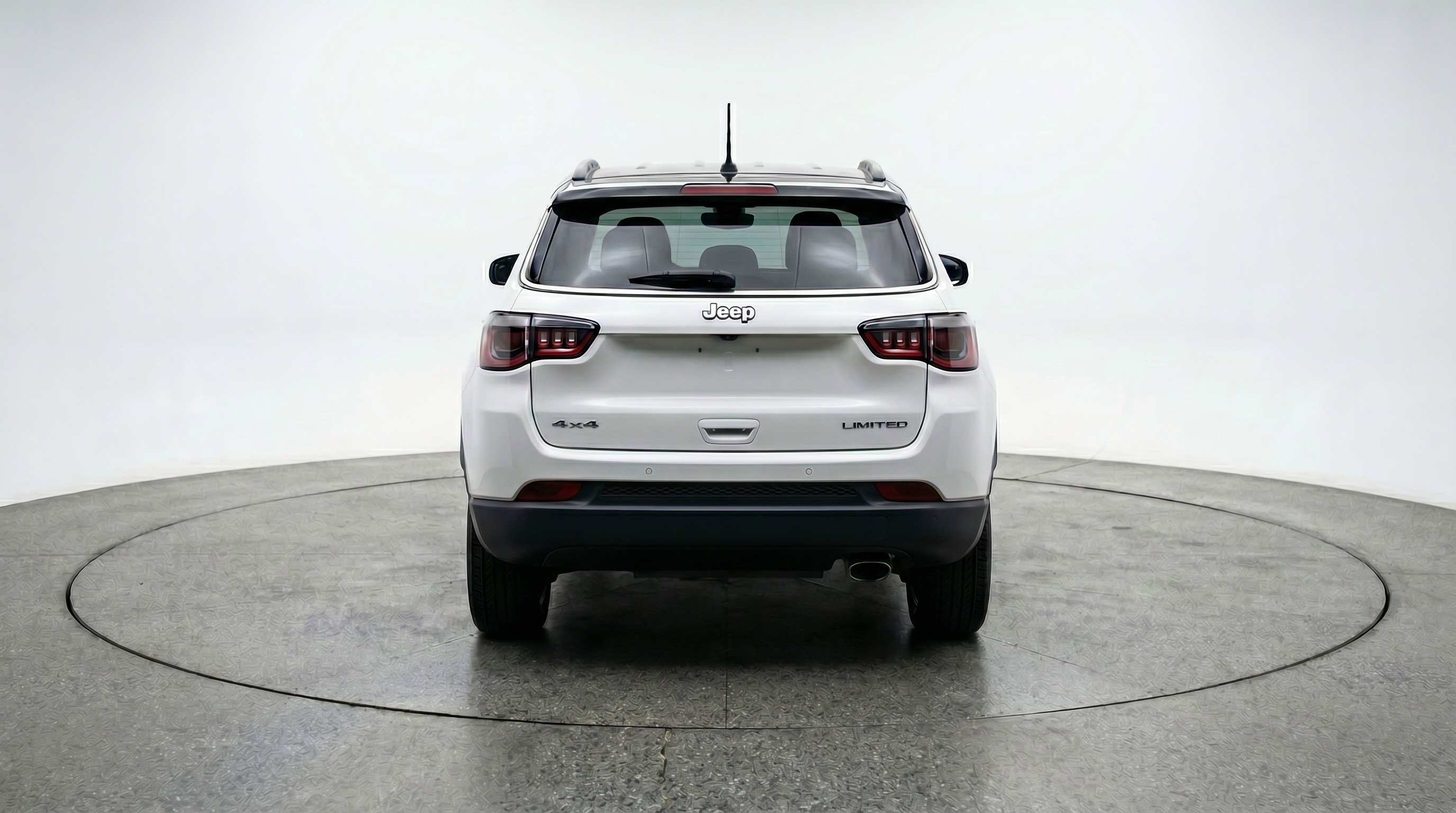 Used 2025 Jeep Compass Limited AWD/4WD image 7