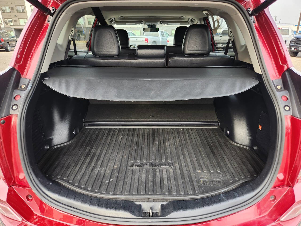Used 2018 Toyota RAV4 Limited w/ Advanced Technology Package AWD/4WD image 27