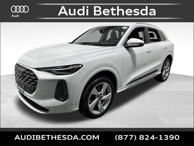 Certified 2025 Audi Q5 Premium Plus w/ Premium Plus AWD/4WD image 3