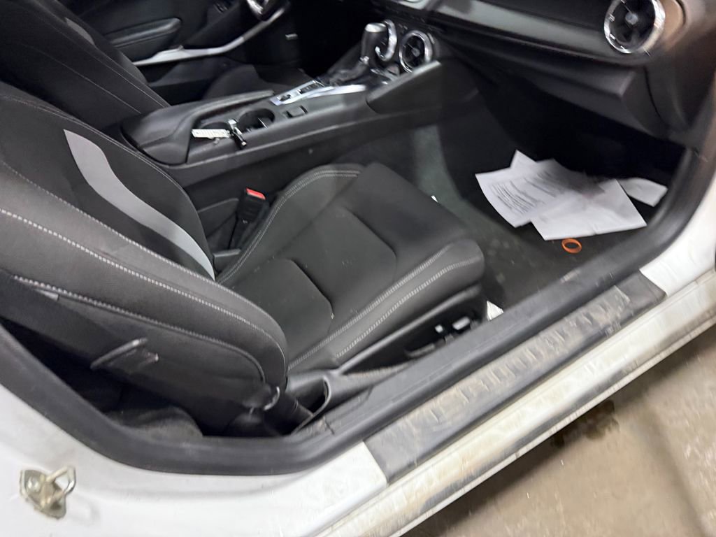 Used 2022 Chevrolet Camaro LT w/ RS Package image 5