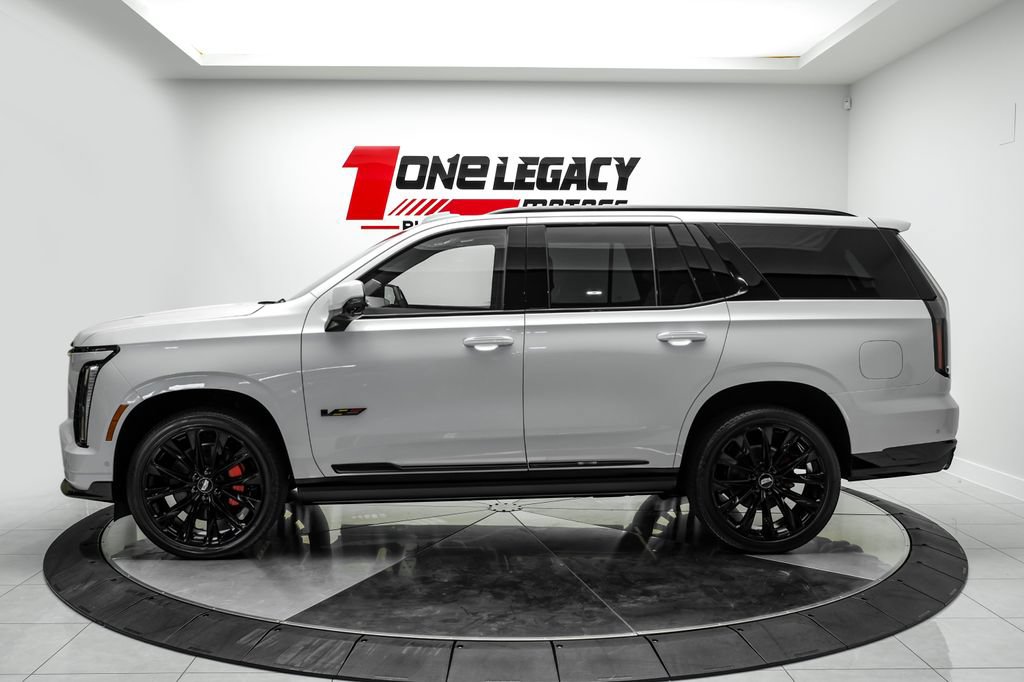Used 2026 Cadillac Escalade V w/ LPO, ONYX Package AWD/4WD image 13