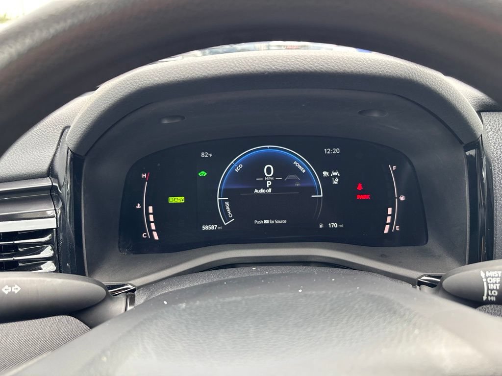 Used 2025 Toyota Camry LE FWD image 31