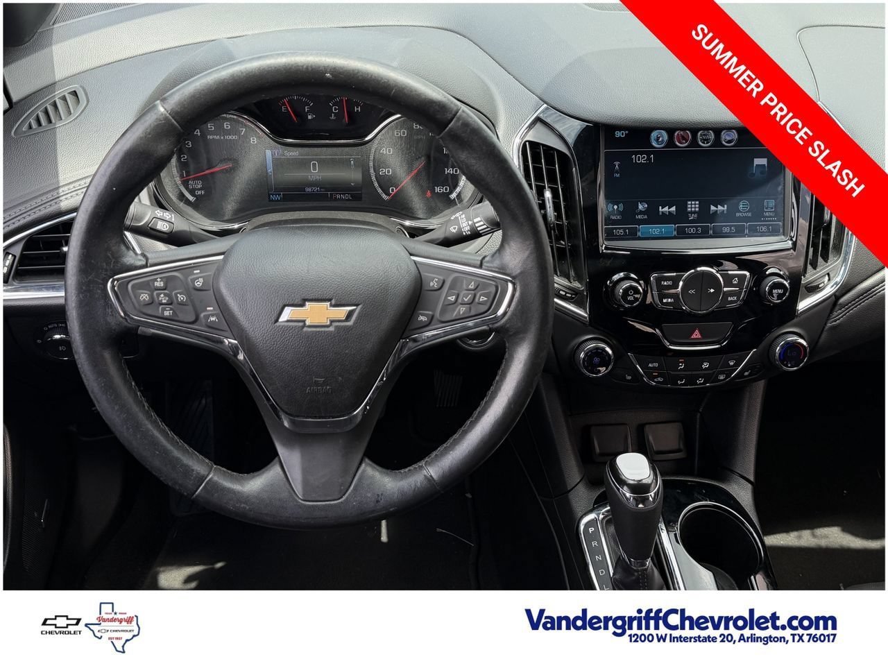 Used 2017 Chevrolet Cruze Premier FWD image 11