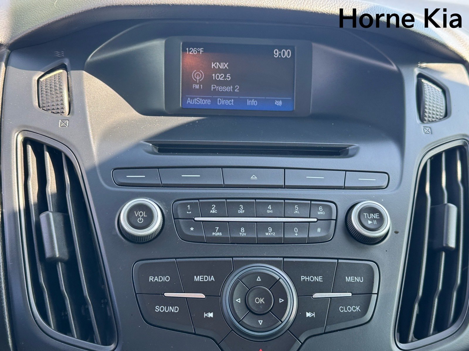 Used 2016 Ford Focus SE FWD image 20