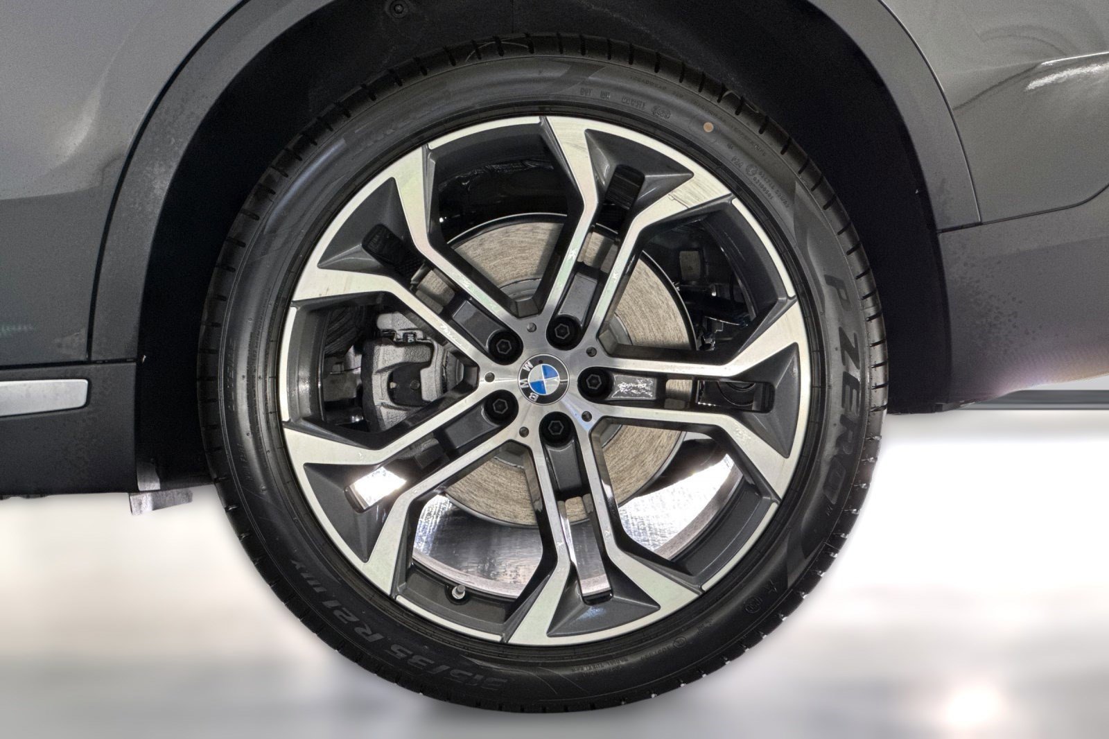 Used 2026 BMW X5 sDrive40i w/ Climate Comfort Package RWD image 11