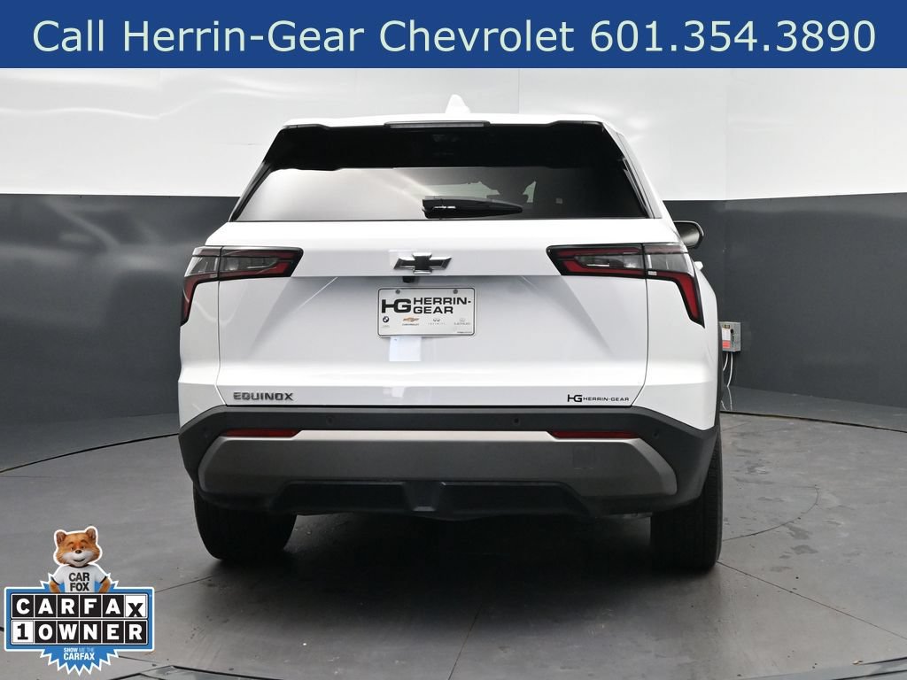 Used 2025 Chevrolet Equinox LT w/ Safety and Technology Package FWD image 6