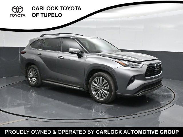 Used 2025 Toyota Highlander Platinum AWD/4WD image 6