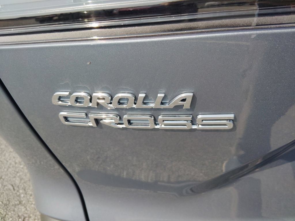 New 2026 Toyota Corolla Cross LE AWD/4WD image 10